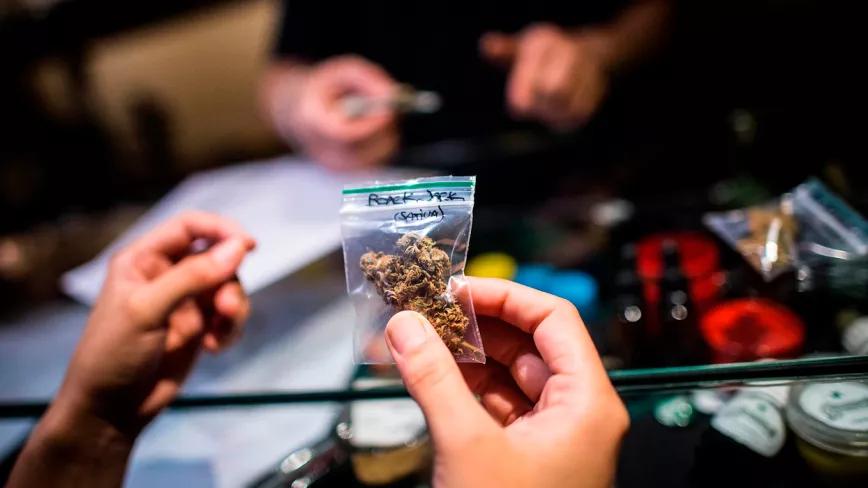 El Ayuntamiento de Barcelona inspecciona los clubs de cannabis sin aclarar los objetivos