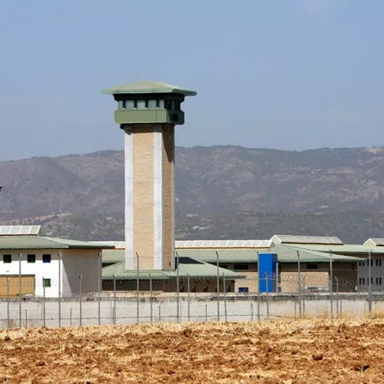 188 policías están en prisión por delitos, la mayoría por drogas