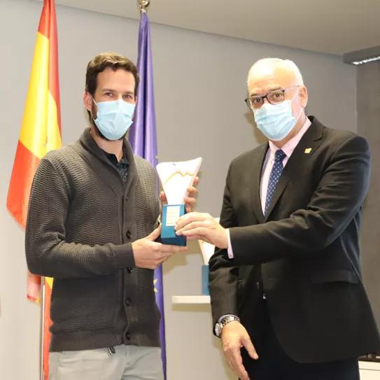 El Ayuntamiento de Manzanares premia un proyecto de creación de variedades de cannabis
