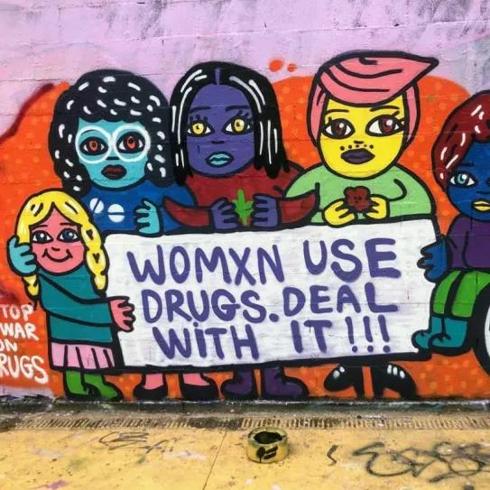 Tres maravillosos proyectos dirigidos a mujeres que consumen drogas 
