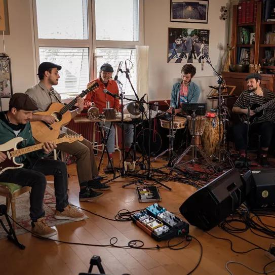 Club del Río: más allá de los márgenes 