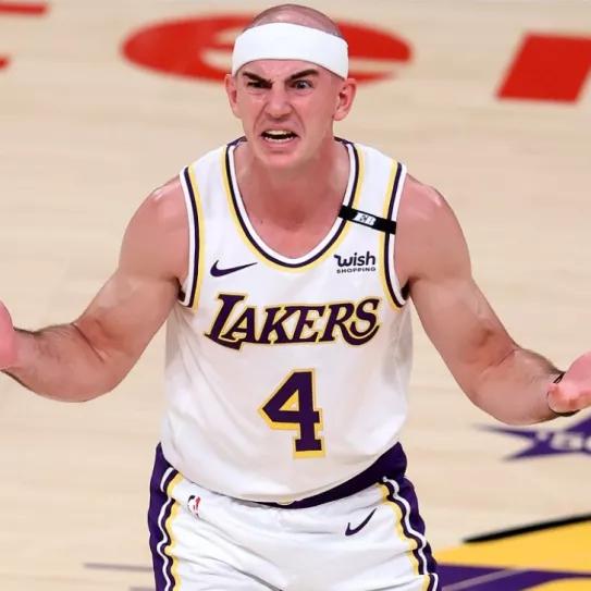 Detienen al jugador de la NBA Alex Caruso por llevar un grinder con restos de cannabis en Texas