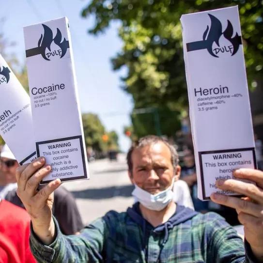 El Ayuntamiento de Vancouver respalda un club de consumidores de heroína y metanfetamina 