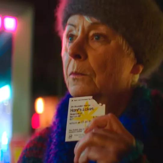 El metro de Berlín pone a la venta billetes comestibles rociados con aceite de cannabis 