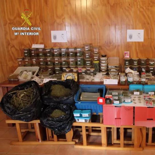 La policía interviene cuatro clubs cannábicos en menos de una semana