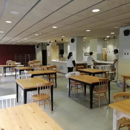 El comedor del recurso para personas sin hogar.