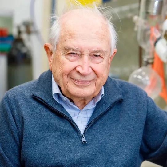 Muere Raphael Mechoulam, padre de la ciencia cannabinoide