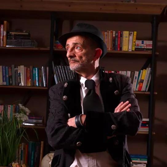 Albert Boira, el candidato más visible del Partido Cannábico Luz Verde, se aparta del partido