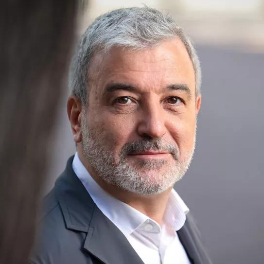 El alcalde de Barcelona dice que activará un plan antidroga, con ofensiva a los clubs de cannabis 