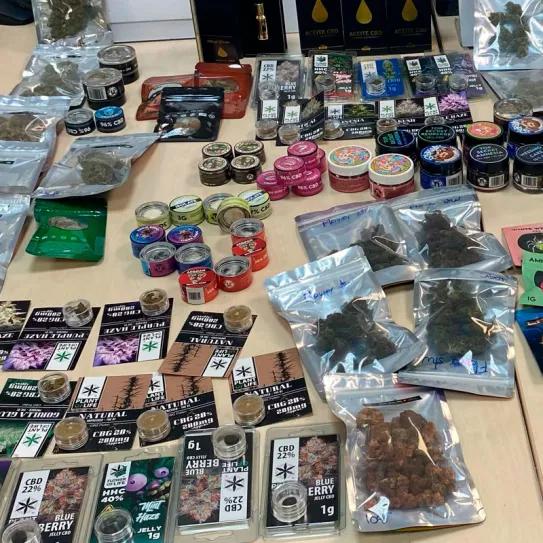 La Policía de Madrid encuentra dos máquinas expendedoras que vendían cannabis 