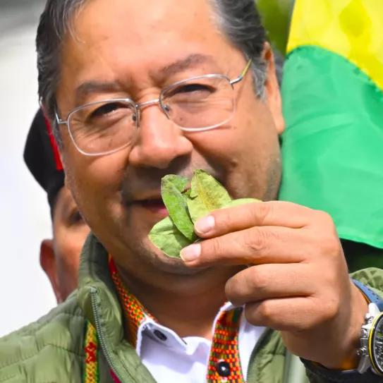 El presidente de Bolivia defendió la planta de coca