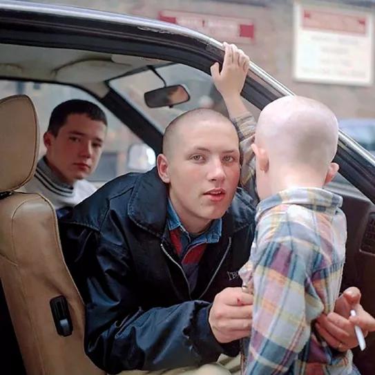 Fumetas y bolingas. Historia ‘glocal’ del skinheadismo