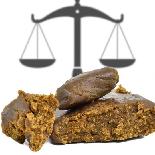 Madrid: justicia absuelve a acusado de vender hachís