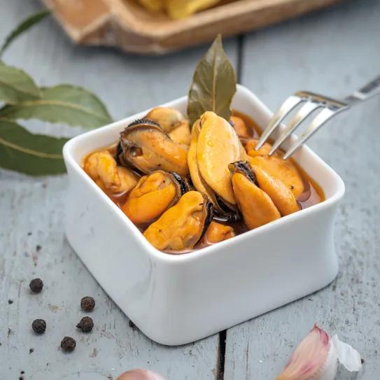 Mejillones en ‘escannabeche’ con patatas chips 