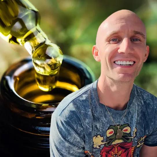 Joel Cunningham evita cárcel por cannabis medicinal