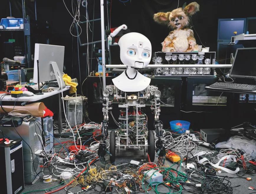 Human Version, obra de Yves Cellie de la exposición +Humanos.