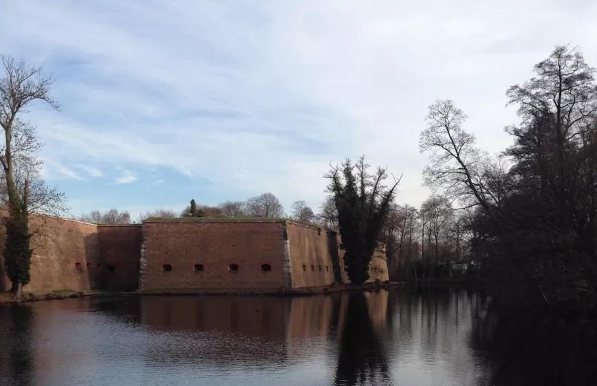 Donde antes había muros y cercas ahora hay parques y avenidas