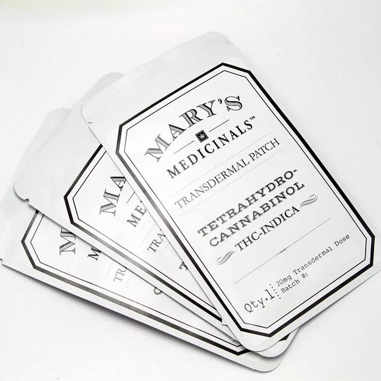 Parches de THC indica de Mary’s Medicinal: parches con 20 mg. THC para ir liberando mientras tratas de dormir.