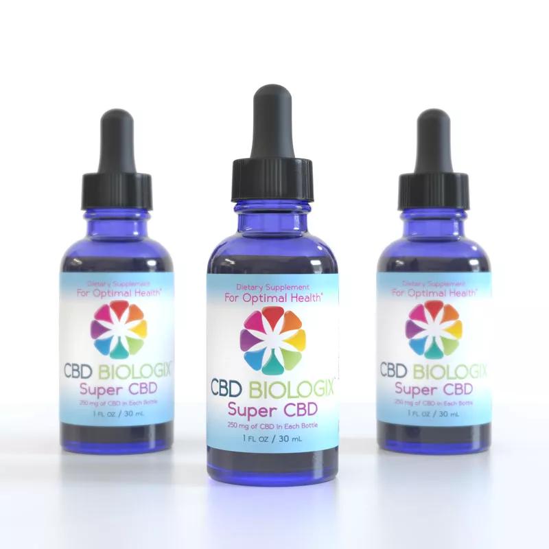 Super CBD Tincture de Ojai Energetics: Tintura de CBD que ha ganado bastantes premios. Se puede mezclar con agua lo que la convierte en la más potente del mercado.