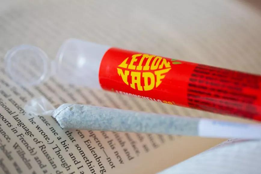 Lemonchello 28 de The Lemonnade: Como se puede esperar, un porro con retrogusto a limón.