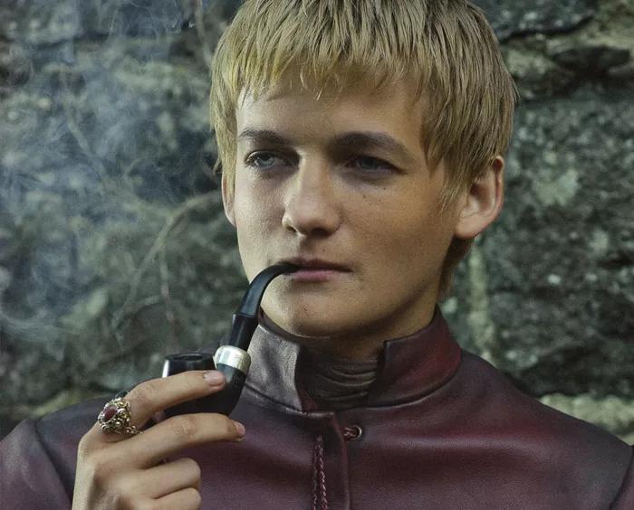 Para la casa Lannister: Acapulco Gold: Si eres rico y guapo pues tendrás que usar mandanga rica y guapa. ¿Qué mejor que Acapulco Gold para estos leones rubios sacados de la peor pesadilla de Goebles? (perdón, Tyrion).