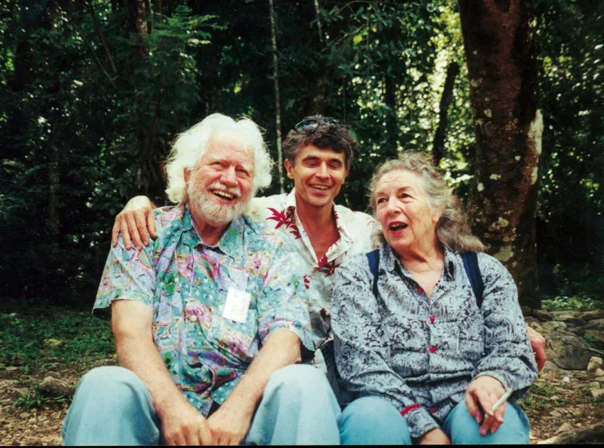 El matrimonio Shulgin y Samorini
