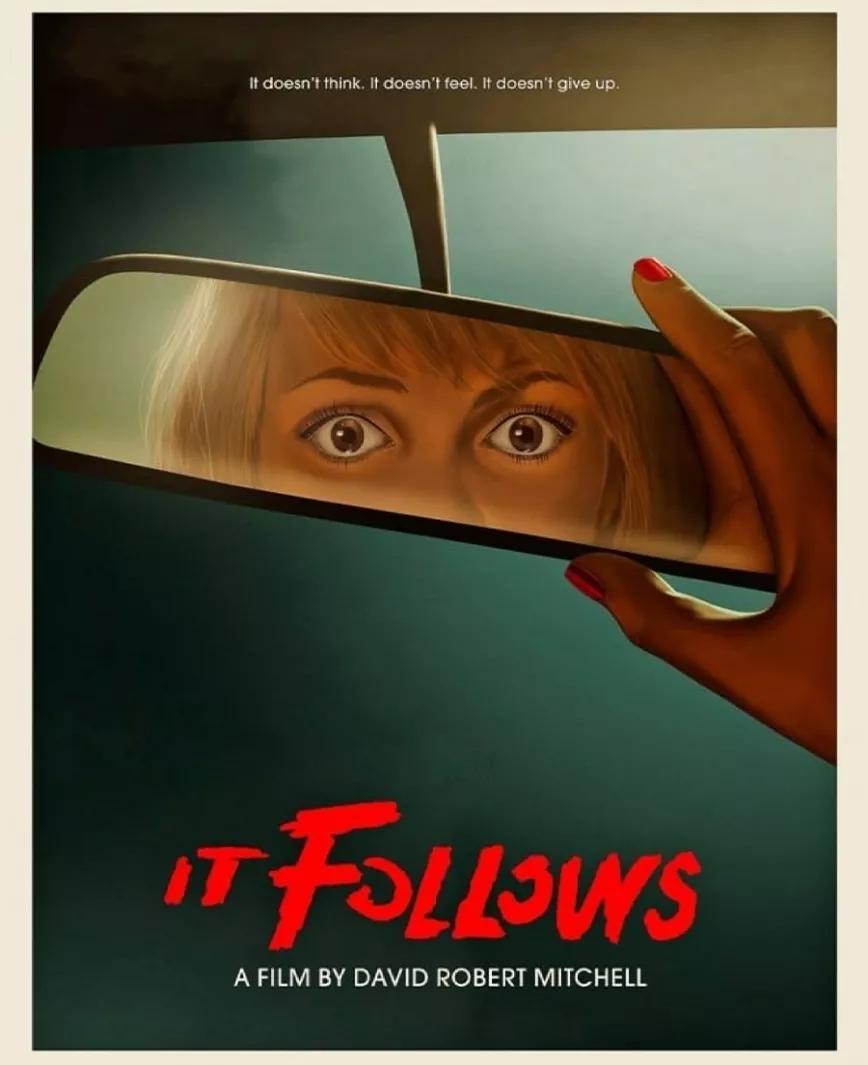 It Follows: Con un regusto al mejor John Carpenter, It Follows es un poco de todo: terror psicológico, slasher (hasta cierto punto) y alegoría sobre la sexualidad juvenil. El tropo de las películas de horror sobre castigar la cópula de los adolescentes aquí se convierte en una entidad imparable que te persigue día y noche. Bravísima.