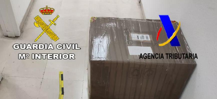 La Guardia Civil detiene un envío de cáñamo industrial producido en Granada