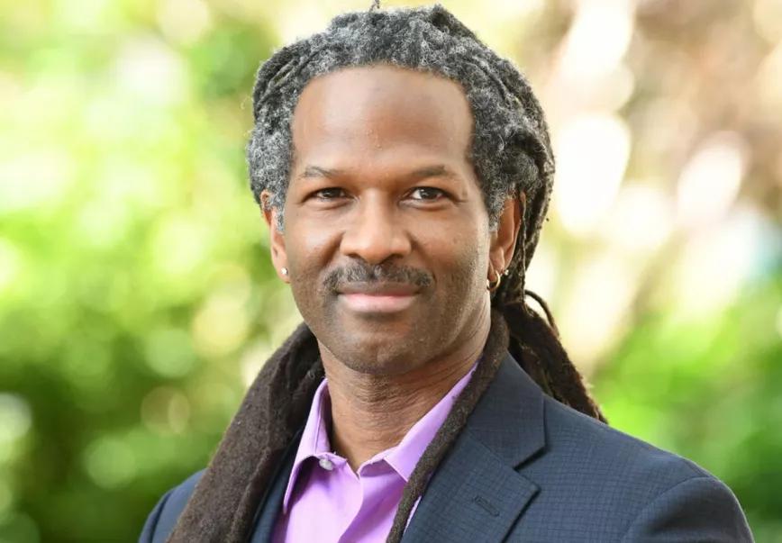 “Estoy entrando en mi quinto año como consumidor habitual de heroína”, explica Carl L. Hart