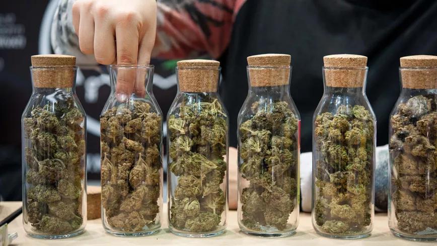 El Supremo pone en duda la regulación de clubs en Barcelona