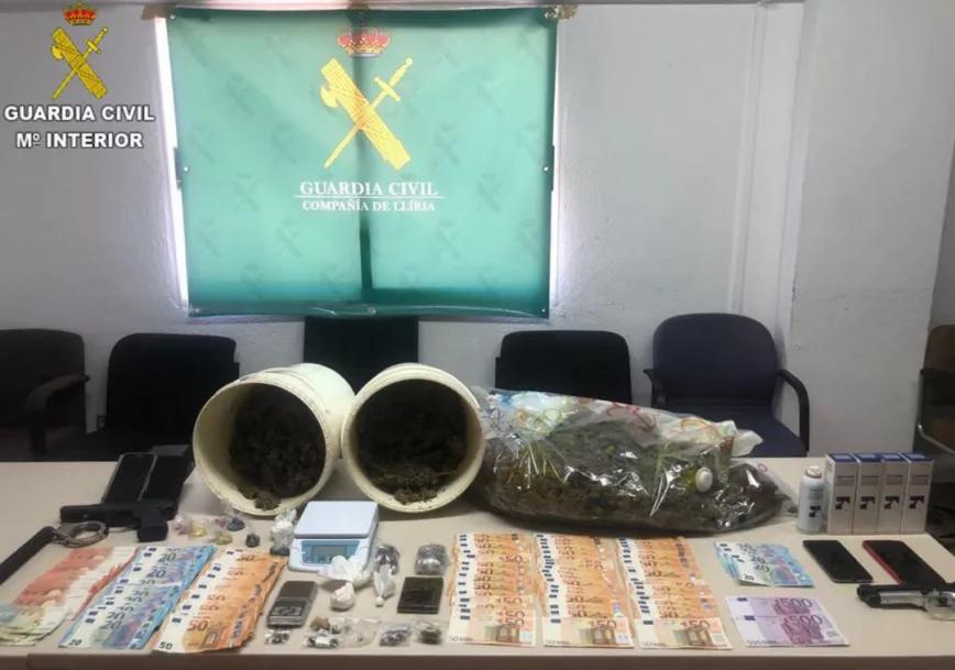 Detienen a una banda de traficantes que vendía cannabis sintético a menores