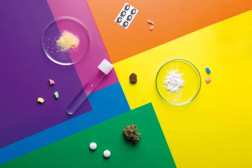 Triángulos, cuadrados, estrellas y ruedas, ¿cómo clasificar las drogas?