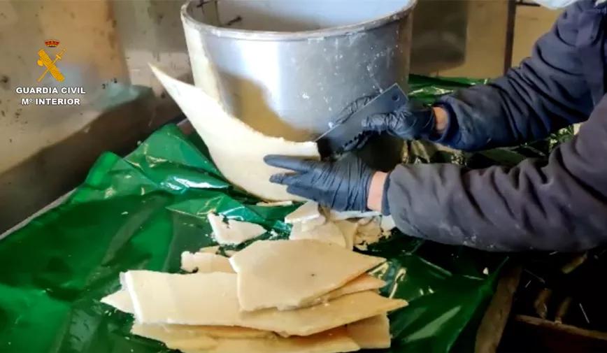 Tres kilos de cocaína ocultos en una olla exprés, el último escondite de droga hallado por la Guardia Civil 