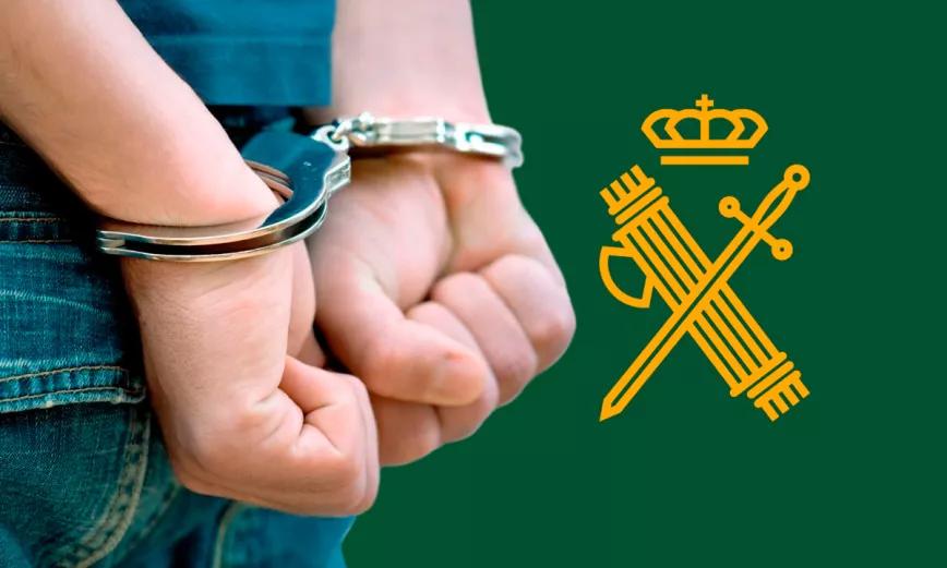 A la cárcel dos guardias civiles que robaban hachís a traficantes