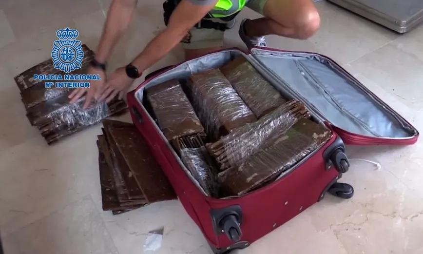 Desmantelan dos laboratorios de procesamiento de cocaína en España