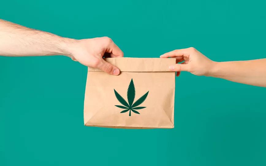 Uber Eats llevará marihuana a domicilio en Canadá
