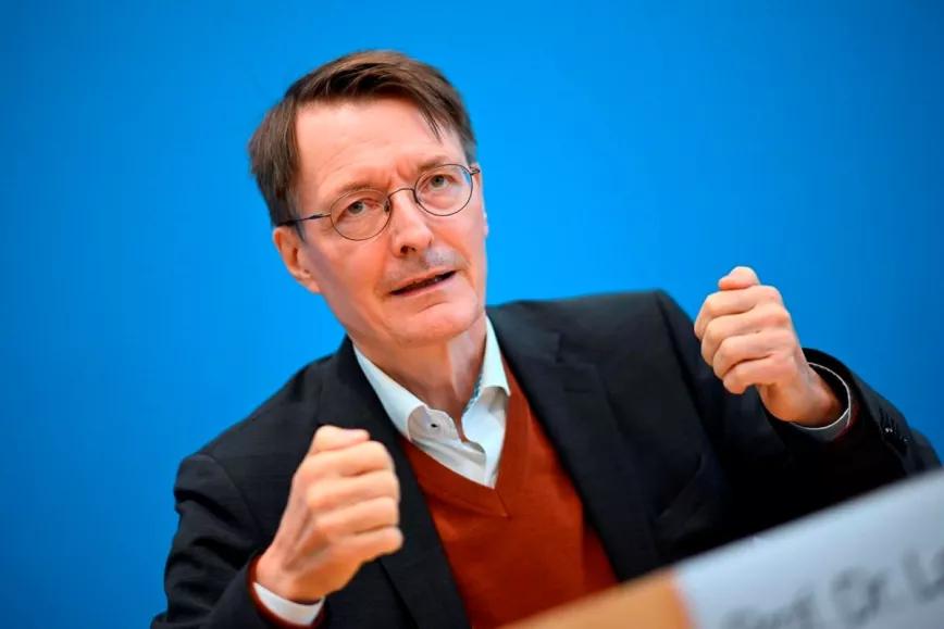 Alemania condiciona la legalización al visto bueno de la Comisión Europea