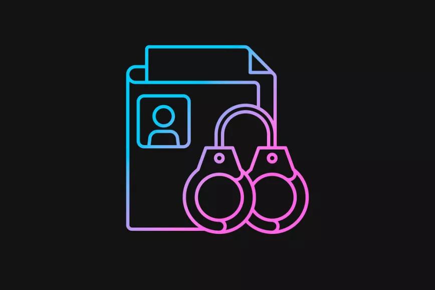 ¿Cuándo caducan antecedentes penales?