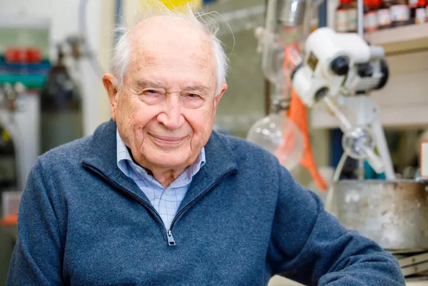 Muere Raphael Mechoulam, padre de la ciencia cannabinoide