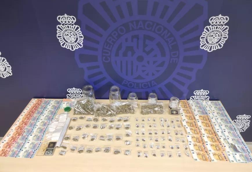 Intervienen un club cannábico de Santander y detienen a ocho personas