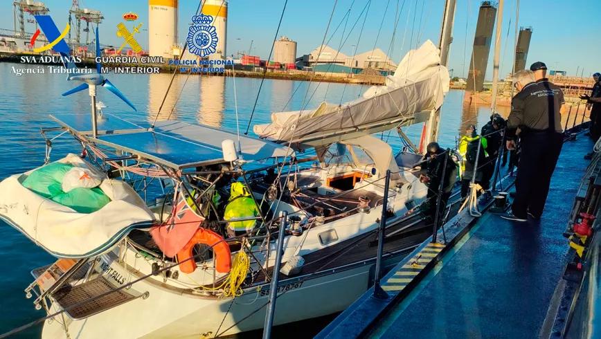 Interceptan un velero con dos toneladas de cocaína en Santander 