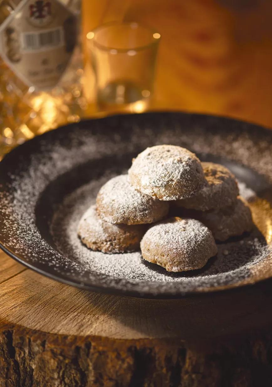 Polvorón de almendras con Mendocino Chanel Kush y cañamones 
