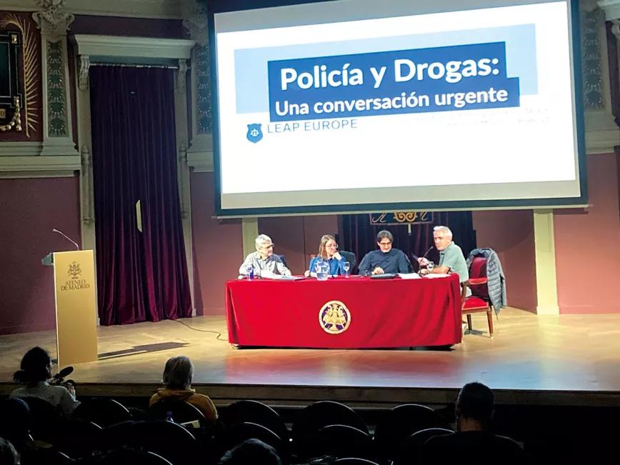 Policía y Drogas: una conversación urgente.