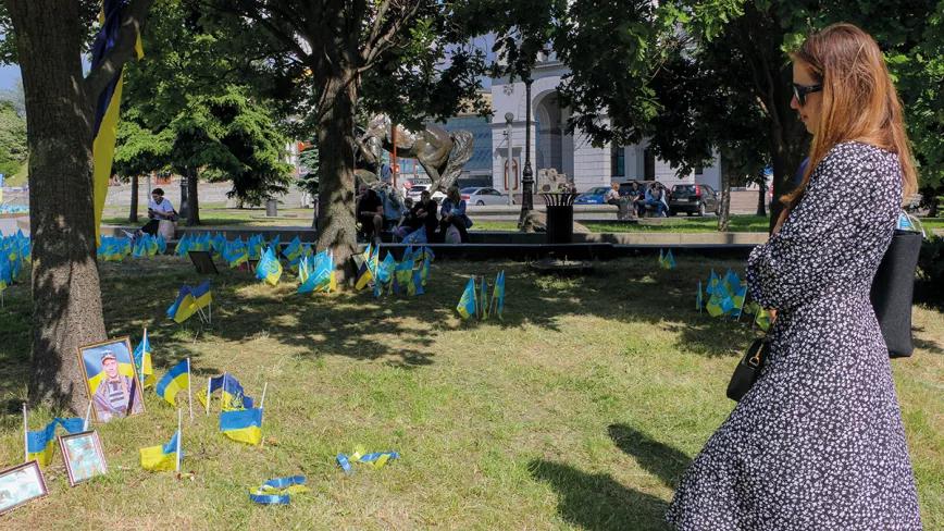 De porros por Ucrania. Por Santiago Carrillo