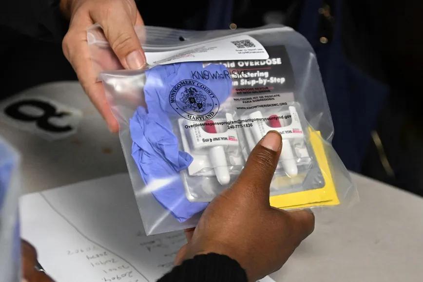 EE. UU. registra la mayor caída anual de muertes por sobredosis