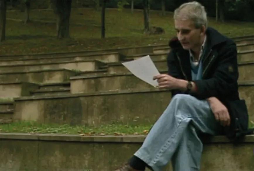 Leopoldo María Panero leyendo uno de sus poemas en la película Después de tantos años.