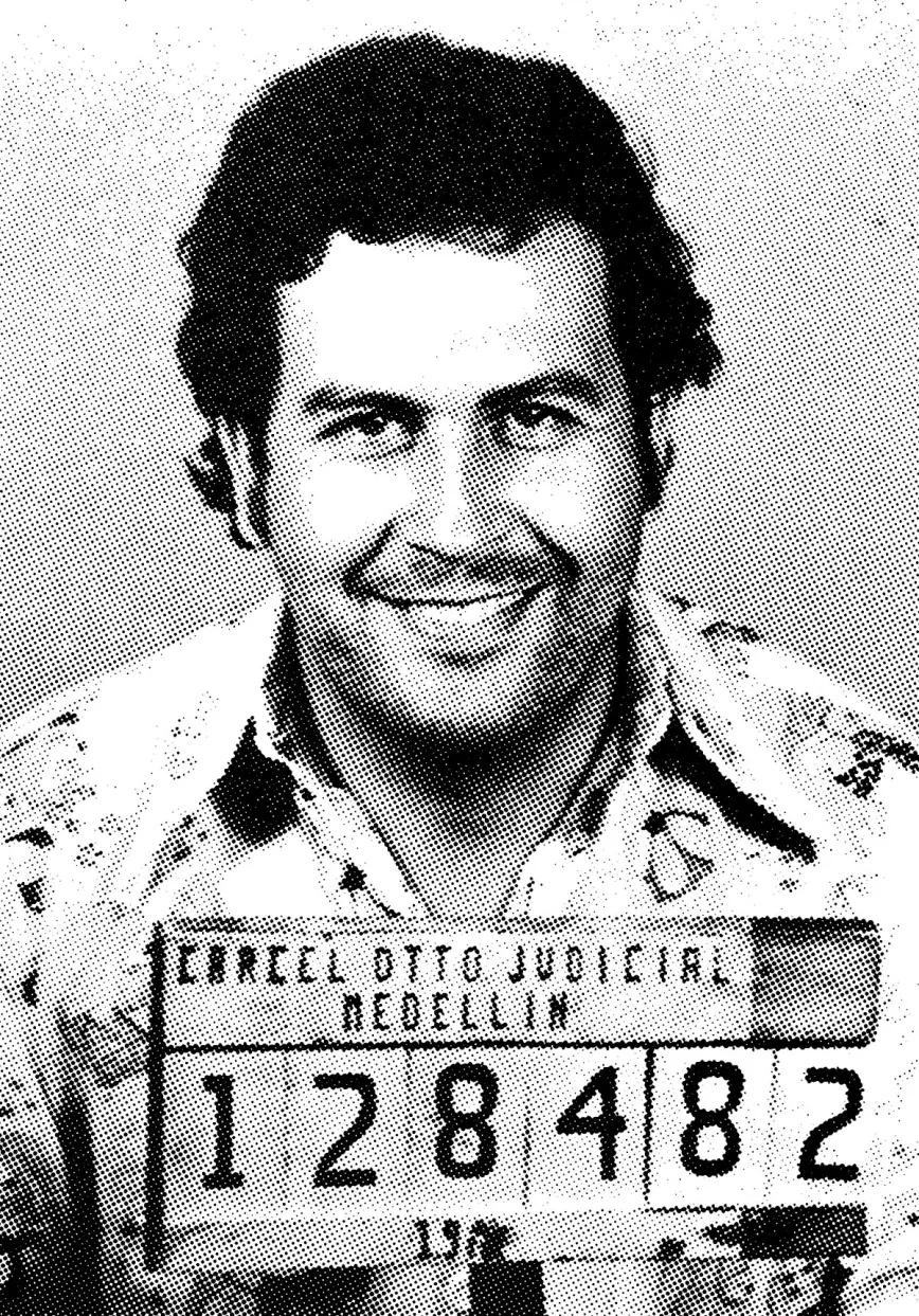  Foto policial de Pablo Escobar tras ser arrestado en 1976.