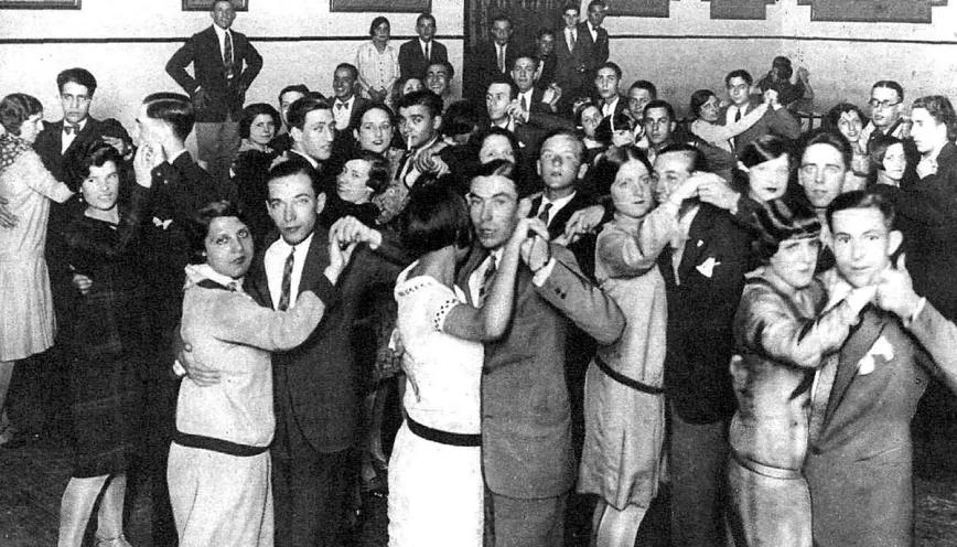 Cuando España quiso ser frívola