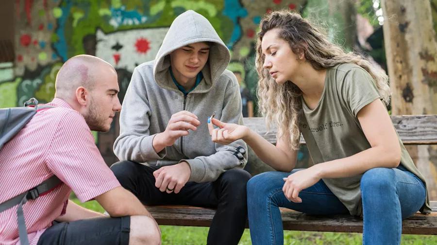 5 juegos para fumarse con las amistades