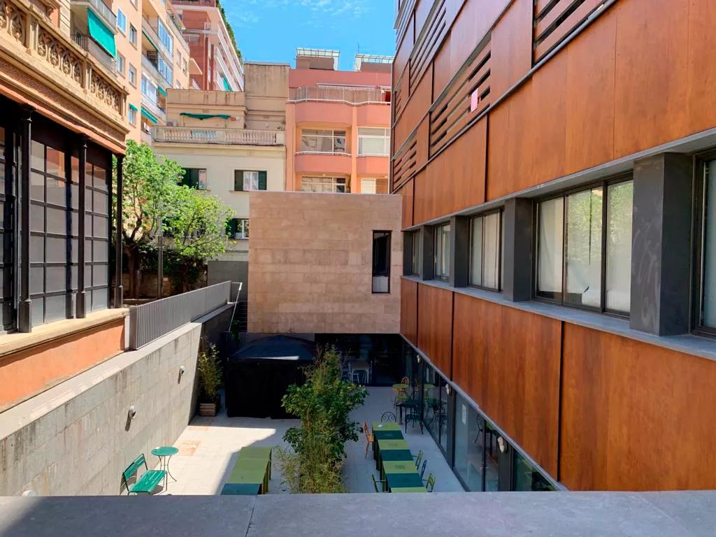 El servicio se ofrece en un espacio cedido por la Fundació Pere Tarrés.